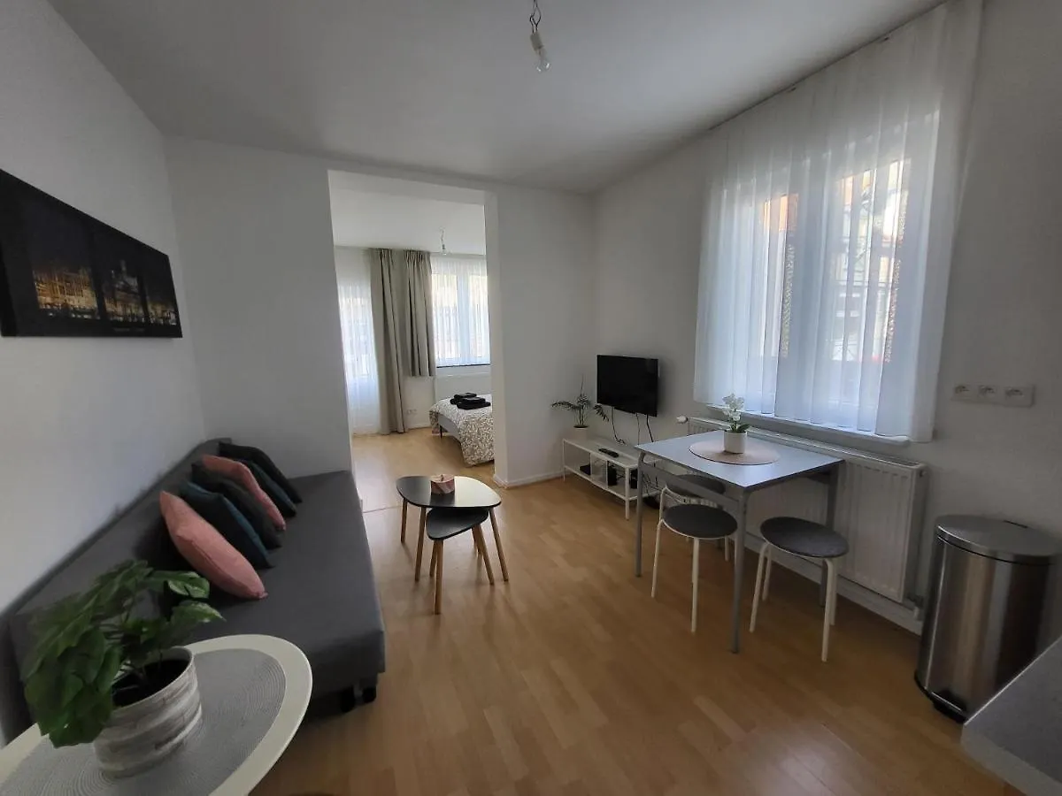 Studio Alicia, Idealement Situe Brussels Belgium