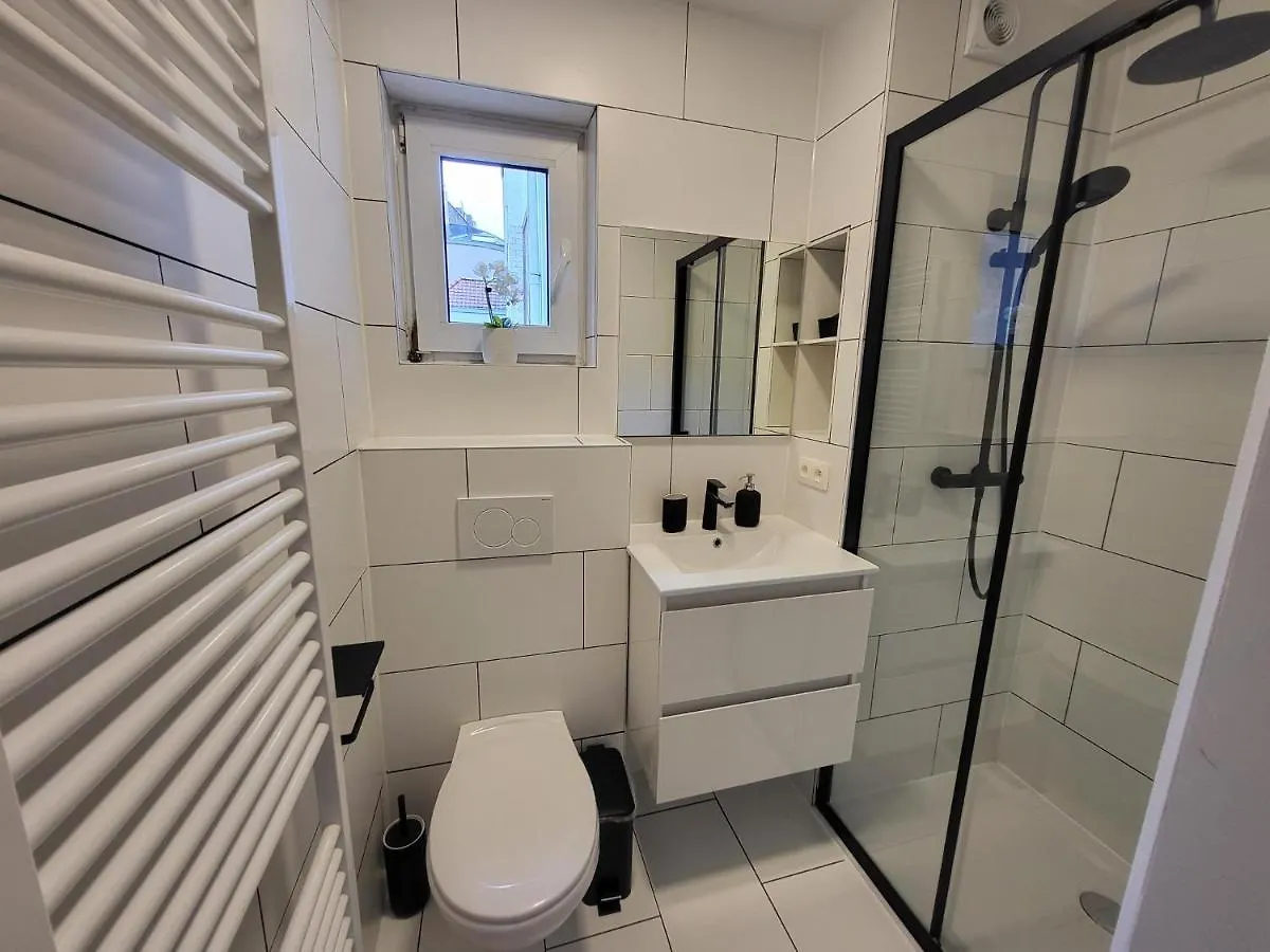 Studio Alicia, Idealement Situe Bruxelles Maison d'hôtes Etterbeek